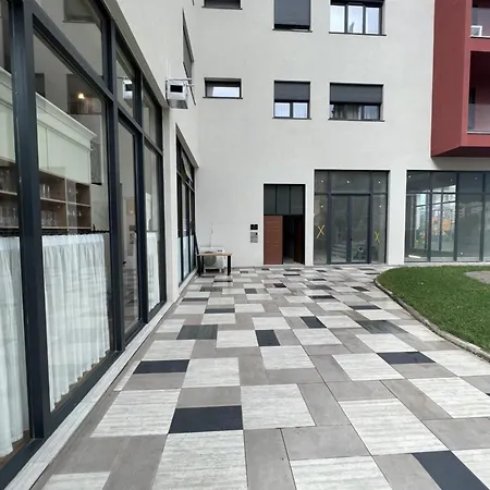 Elite Aparthotel Tirana