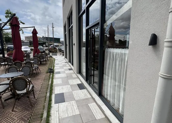 Elite Aparthotel Tirana